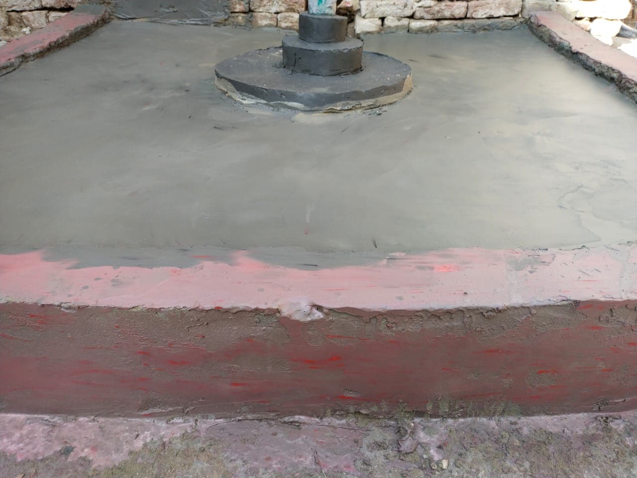 Water well base construction
